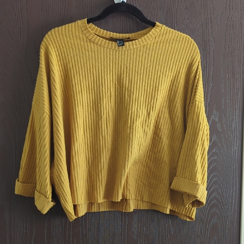 Forever 21 Yellow Crew Neck Sweater